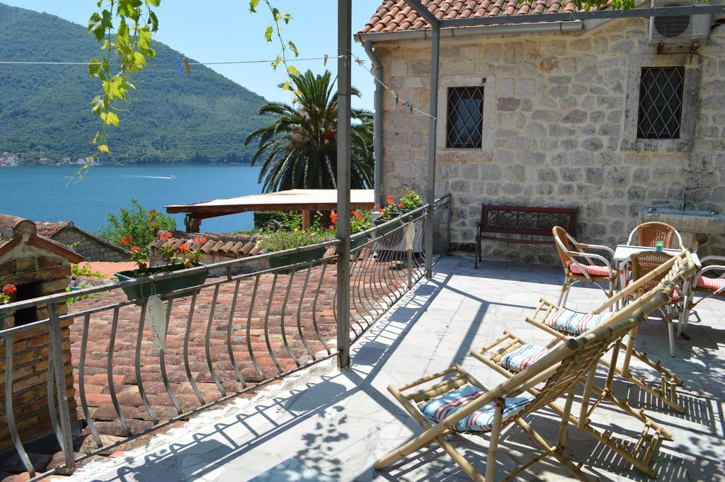 Apartments Franovic Perast Exteriör bild